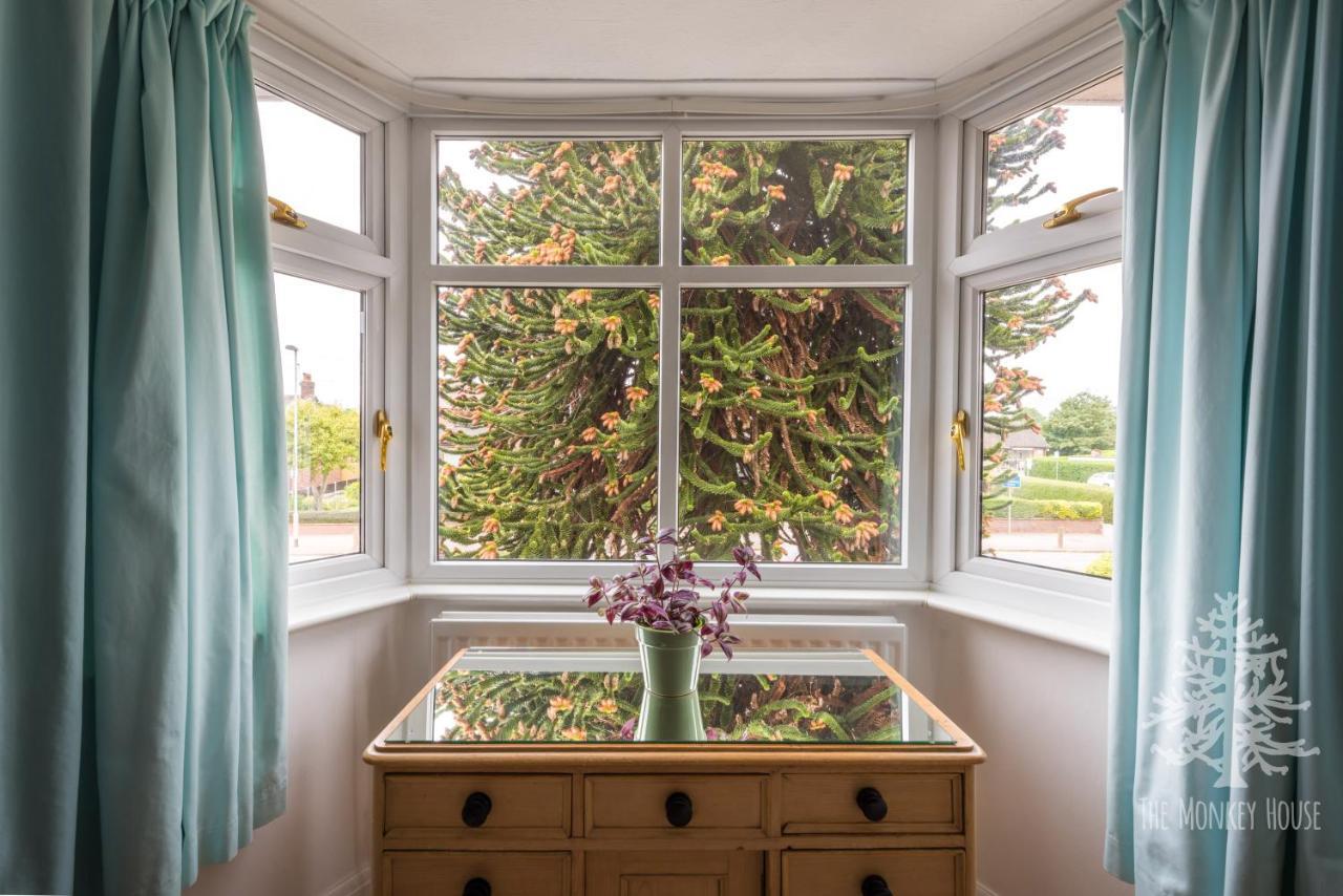 The Monkey House B&B Stone  Bagian luar foto