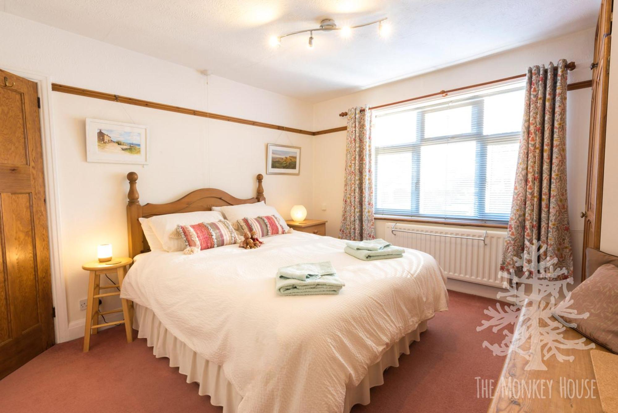 The Monkey House B&B Stone  Bagian luar foto